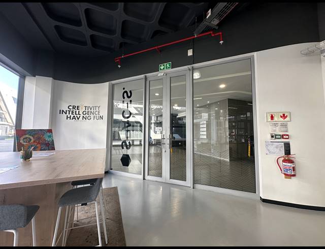 10M² CO-WORKING SPACE TO LET IN DORINGKLOOF
